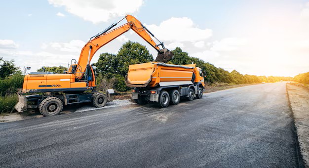 graafmachine-zijweg-laadwagen-met-aarde